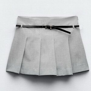 NWT Zara pleated grey skort with black belt Medium
